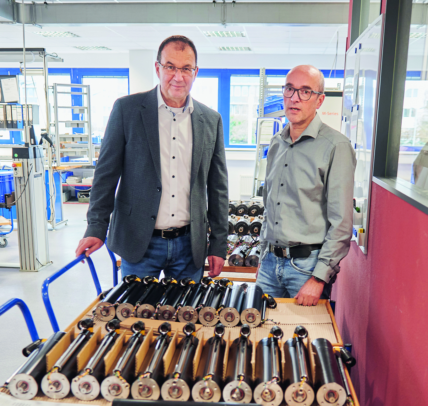 Eingespieltes Team beim täglichen Austausch: Produktionsleiter Roland Schmidt und Geschäftsführer Thomas Preußer (links).